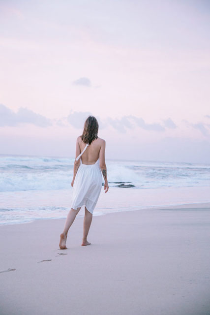 Robe blanche fabriquée éthiquement • Dreamland, Bali