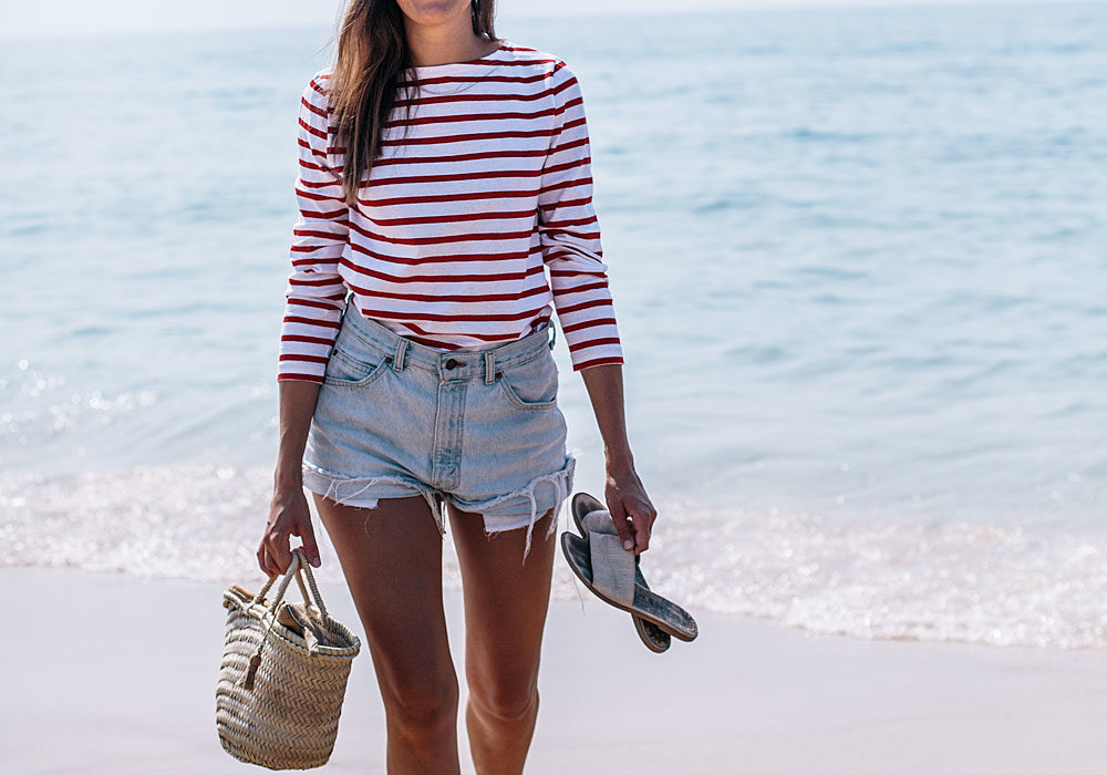 From beach to city : la marinière rouge made in France