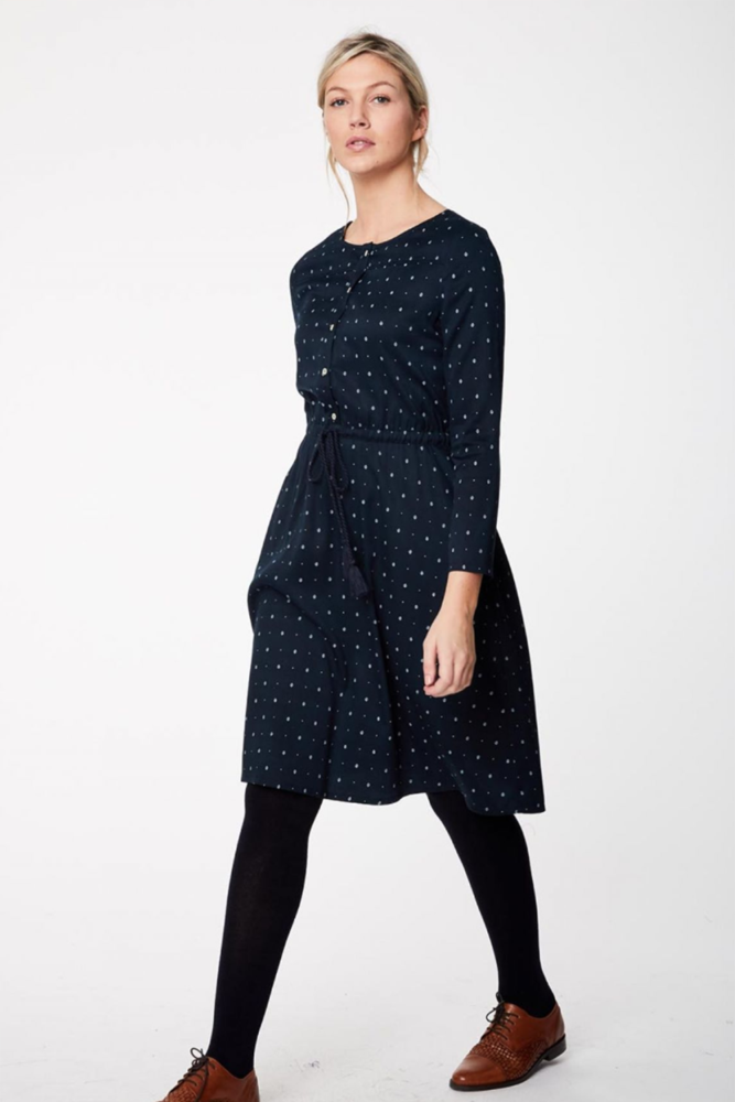 robes éthiques Thought Clothing